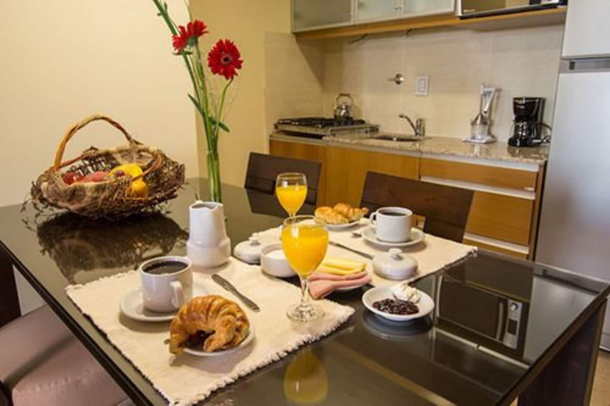 Los Robles Apart & Spa Bariloche Buitenkant foto