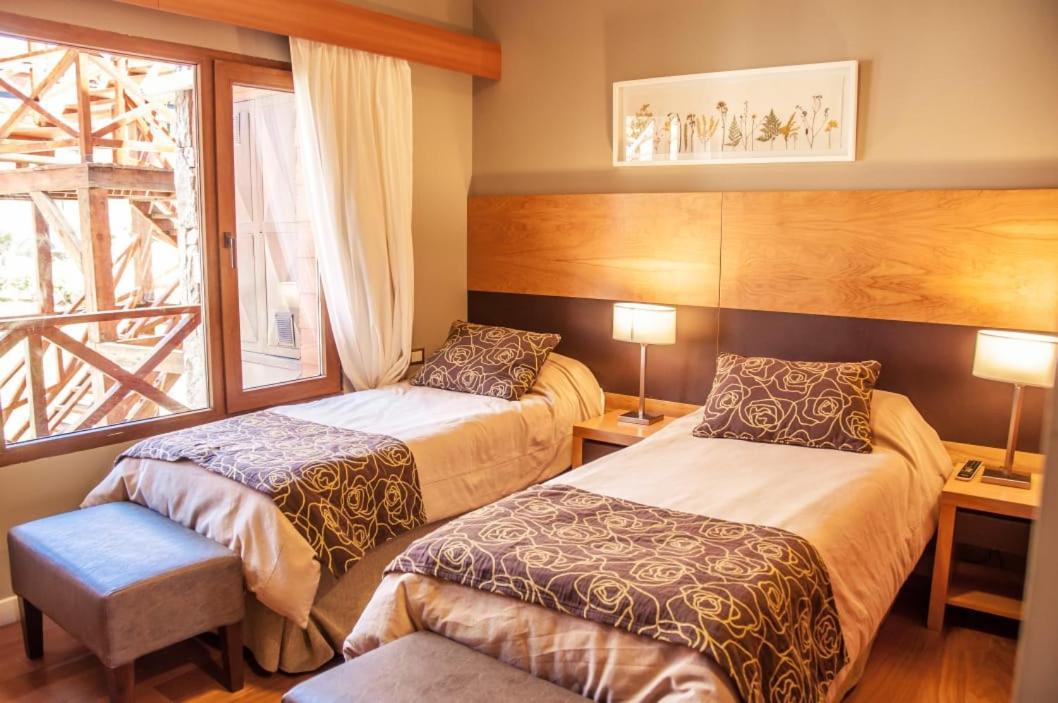Los Robles Apart & Spa Bariloche Buitenkant foto