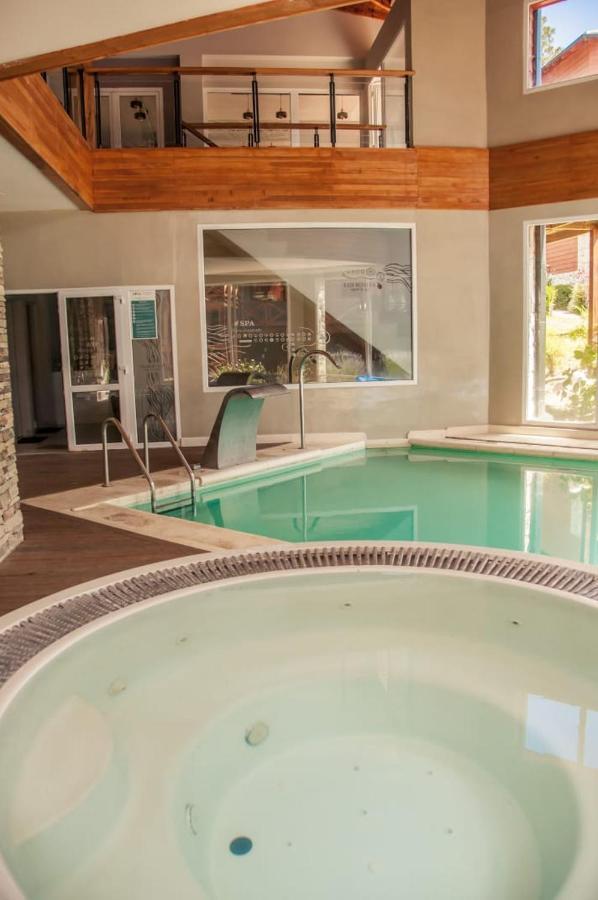 Los Robles Apart & Spa Bariloche Buitenkant foto