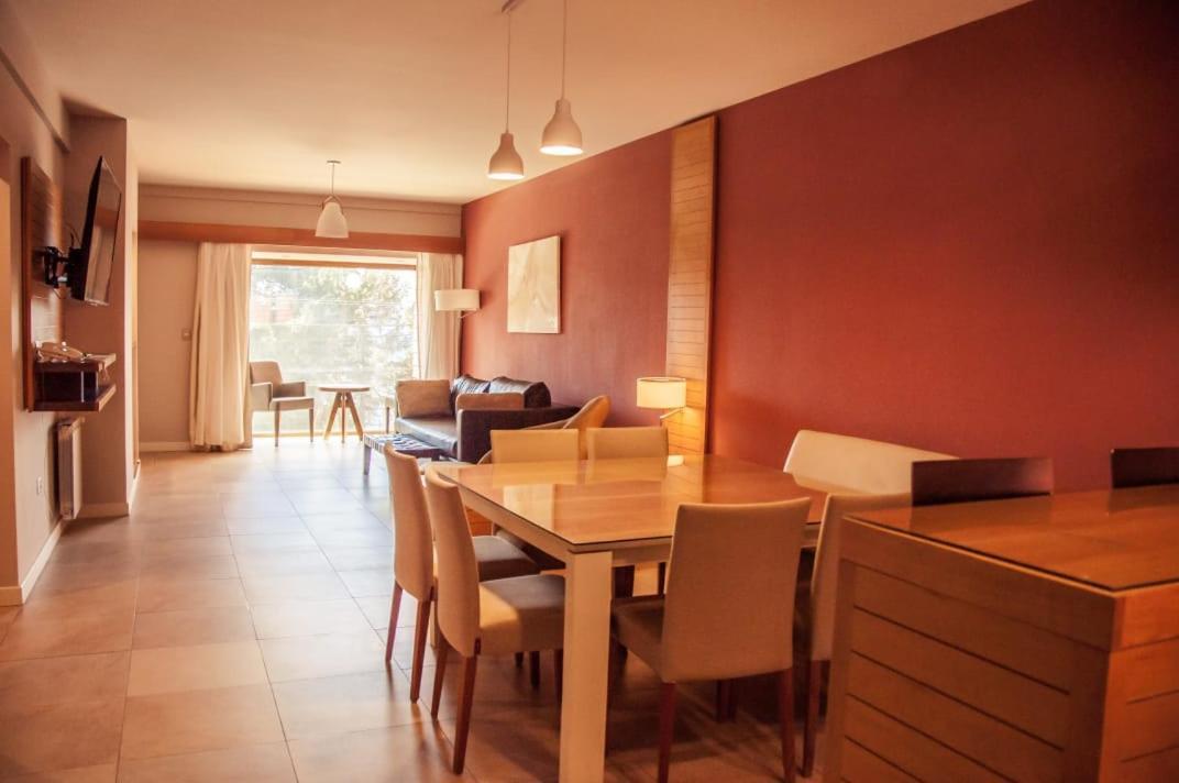 Los Robles Apart & Spa Bariloche Buitenkant foto